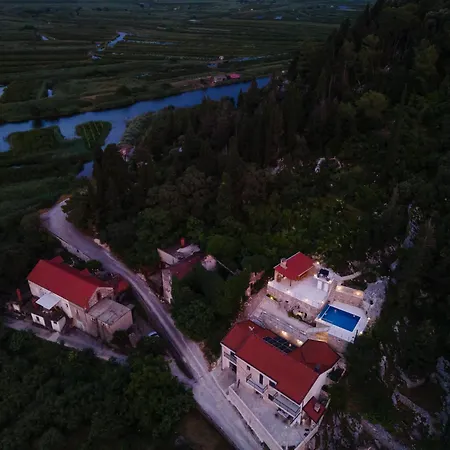 Karlo-arianna Podgradina (Slivno)