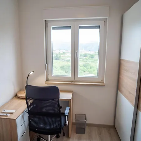 Karlo-arianna Apartment Podgradina (Slivno)